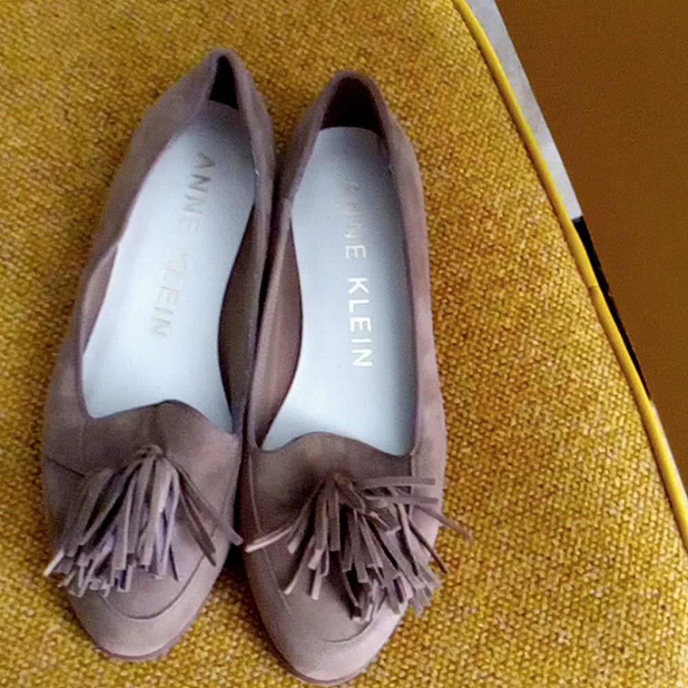 Anne Klein dress flats